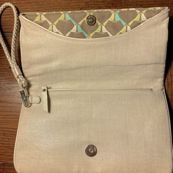 Vera Bradley wristlet clutch - Picture 2 of 8